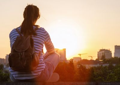 Feeling Hopeless? Here’s How To Overcome